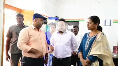 హవేలీ ఘన్​పూర్: హవేలీ ఘన్పూర్ నామినేషన్ కేంద్రాన్ని పరిశీలించిన జిల్లా కలెక్టర్ రాహుల్ రాజ్