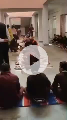 टीकमगढ़: एंजेल स्कूल के प्रिंसिपल छात्रों को मातृ पितृ छाया वृद्ध आश्रम लेकर पहुंचे, दिया अनोखा संस्कार