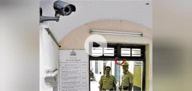 झारखंड हाईकोर्ट ने सभी पुलिस थानों में सीसीटीवी कैमरे लगाने का आदेश दिया है। कोर्ट ने सरकार से 31 दिसंबर तक