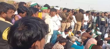 #गौतमबुद्धनगर में नोएडा एक्सप्रेस के फलेदा कट पर भा.कि.यू.लोकशक्ति के राष्ट्रीय अध्यक्ष श्री मास्टर श्यौराज सिंह