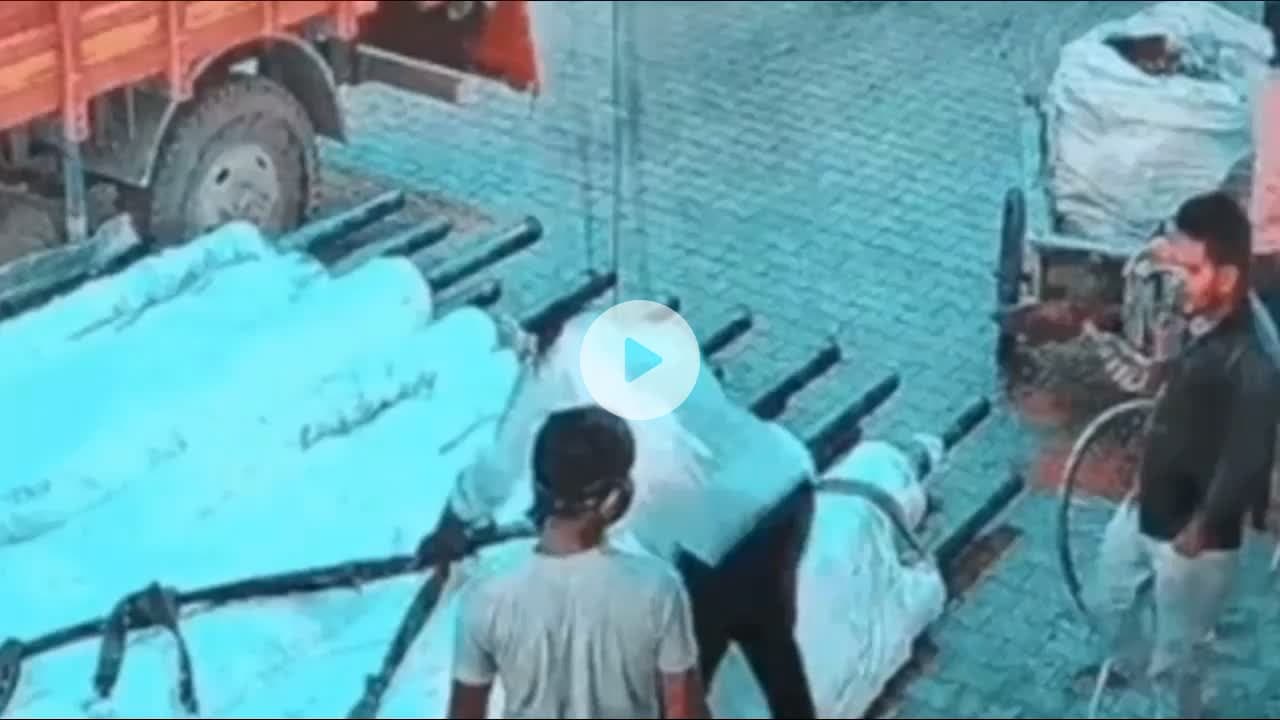 मतलौडा: मटलौडा में करंट लगने से गाड़ी चालक की मौत के 51 दिन बाद थाने में मामला दर्ज