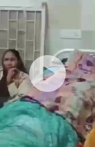 टीकमगढ़: टीकमगढ़: नसबंदी शिविर में लापरवाही, महिलाओं को स्ट्रेचर तक नहीं मिले