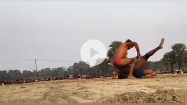 सिंघेश्वर: सुखासन नदी घाट पर विवाह पंचमी के मौके पर कुश्ती प्रतियोगिता का आयोजन, नेपाल व यूपी से आए पहलवान