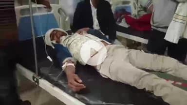 टीकमगढ़: घुवारा: जहरीले जीव के काटने से व्यक्ति गंभीर, झाड़-फूंक के बाद परिजन अस्पताल लाए, भर्ती किया गया