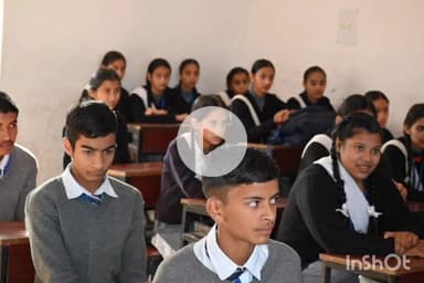 बल्दवाड़ा: एसडीएम ने त्रिफलाघाट का किया दौरा, विद्यालय की सुविधाओं का लिया जायजा