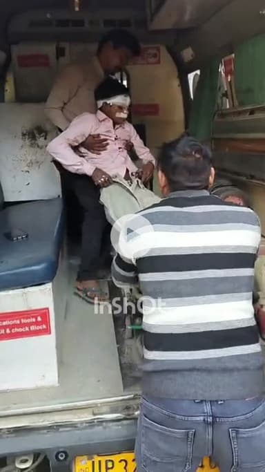 सफीपुर: सफीपुर के आसीवन में बाइक पलटने से किशोर घायल, उन्नाव-सण्डीला मार्ग पर हादसा, गंभीर स्थिति में जिला अस्पताल रेफर