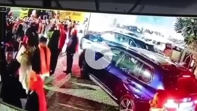 ਲੁਧਿਆਣਾ ਪੱਛਮੀ: ਹਯਾਤ ਹੋਟਲ ਵਿਆਹ ਸਮਾਗਮ ਦੌਰਾਨ ਬਜ਼ੁਰਗ ਮਹਿਲਾ ਦੇ ਗਲੇ ਵਿੱਚੋਂ 15 ਤੋਲੇ ਦੀ ਸੋਨੇ ਦੀ ਚੈਨ ਹੋਈ ਲੁੱਟ, ਸੀਸੀਟੀਵੀ ਵੀਡੀਓ ਹੋਈ ਵਾਇਰਲ,