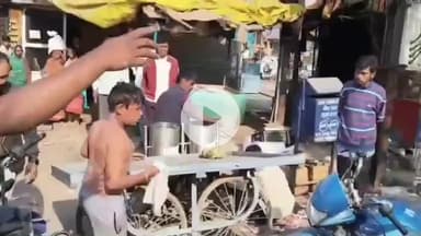 बीना: सर्वोदय चौराहे पर सब्जी विक्रेता ने बच्चे संग खुद पर पेट्रोल डालकर आत्मदाह का प्रयास किया, लोगों ने बचाया