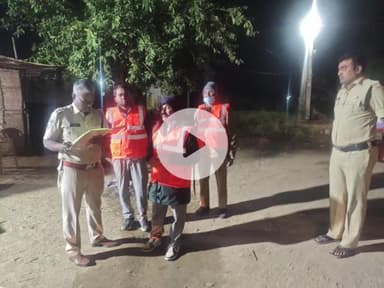 తంగళ్లపల్లి: జిల్లెల్ల చెక్ పోస్ట్ ను ఆకస్మికంగా తనిఖీ చేసిన సిరిసిల్ల డిఎస్పి నాగేంద్ర చారి