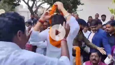 जमुई: हार के बाद पहली बार जमुई पहुंचे पूर्व मंत्री सुमित सिंह का हुआ स्वागत, कहा- मुझमें रही होगी कुछ कमी जो बनी हार का कारण