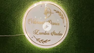 गिरिडीह: रेड क्रॉस भवन के पास, देव नगर रोड पर 'Vibrant Fitness u0026 Dance Studio' का हुआ भव्य उद्घाटन