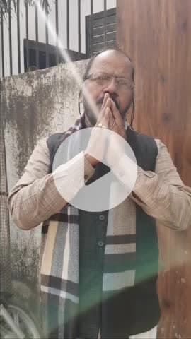 पब्लिक हि नही अधिकारी भी गाड़ी पार्किंग का जगह नही छोड़ते