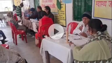लोहरदगा: सेवा भारती ने चुन्नीलाल स्कूल में 181वां मुफ्त स्वास्थ्य शिविर लगाया, 30 लोगों ने कराई जांच, ठंड से बचाव की सलाह दी