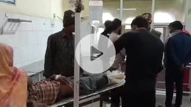 सीतापुर: अकबरगंज गांव के पास दो मोटरसाइकिलों की जोरदार टक्कर में दो लोग गंभीर रूप से घायल