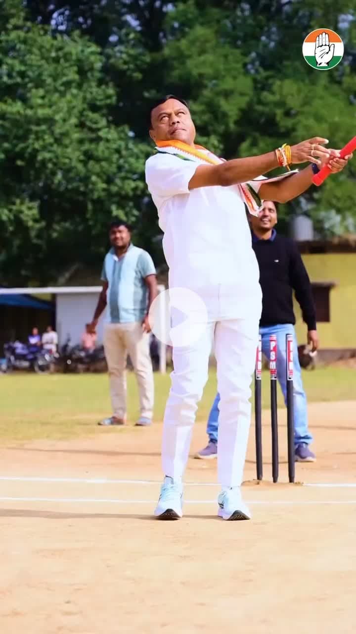 📍उसरीबेड़ा के मैदान में युवाओं संग खेलकर खुशनुमा पल साझा किए।

#deepakbaij #chhattisgarhiya  #bastar