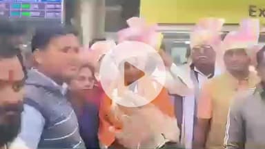 थाइलैंड में सिल्वर मेडल जीतकर वाराणसी पहुंची सुमन यादव का भव्य स्वागत