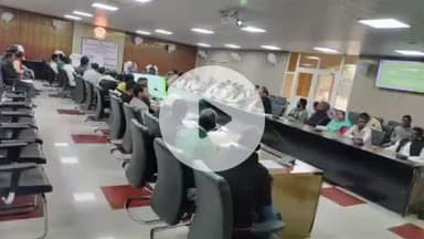 चंदौली: कलेक्ट्रेट सभागार में ग्रामीण अर्थव्यवस्था में सहकारिता हेतु एक प्रशिक्षण कार्यक्रम संपन्न हुआ