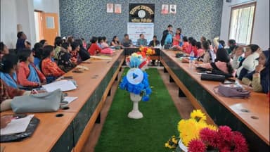 गिरिडीह: स्वच्छ भारत मिशन ग्रामीण फेज-2 एवं जल जीवन मिशन के तहत पेयजल गुणवत्ता सुनिश्चित करने हेतु कार्यक्रम आयोजित