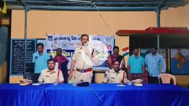 గరిడేపల్లి: ఎన్నికల్లో ఎలాంటి ఘర్షణలకు పాల్పడవద్దు: పోనుగోడులో డిఎస్పి శ్రీనివాస్ రెడ్డి సూచన