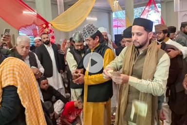 सफीपुर: सफीपुर क्षेत्र के आसीवन में गुदड़ी बाबा का 80वां उर्स हुआ संपन्न, मुल्क में अमन-शांति और भाईचारे की दुआ मांगी गई