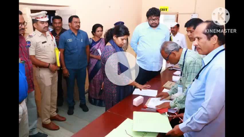 దామరచర్ల: దామరచర్లలో గ్రామపంచాయతీ ఎన్నికల క్లస్టర్ ను  పరిశీలించిన జిల్లా కలెక్టర్ ఇలా త్రిపాఠి