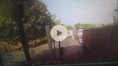 झुंझुनू: बेटे की शादी से चार दिन पहले घर में मातम, पोसाना टोल बूथ पर BSF जवान को रोडवेज बस ने कुचला, CCTV फुटेज आया सामने