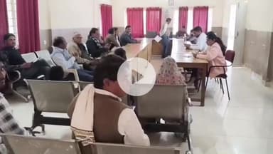 बीना: तहसील सभागार में जनसुनवाई: नायब तहसीलदार बैठे रहे, समय से पहले चले गए सभी विभाग के अधिकारी