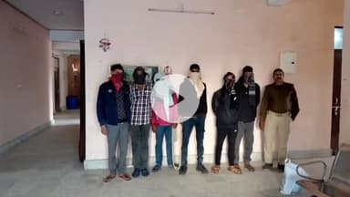 लखीसराय: लखीसराय में उत्पाद पुलिस ने चार शराब तस्करों और दो शराबियों को किया गिरफ्तार