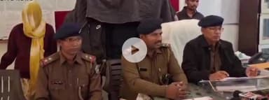 गुमला के बिशुनपुर थाना क्षेत्र में वाहन जांच के दौरान पुलिस ने एक युवती और तीन युवकों को 85 ग्राम मादक पदार्थ #