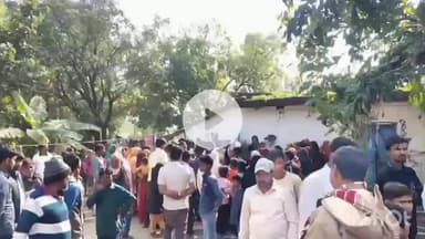 उतरौला: उतरौला तहसील में मंगलवार को नल का पाइप गाडते समय 11000 वोल्ट के करंट की चपेट में आने से हुई मौत