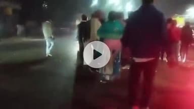 बगोदर: बगोदर नेहरू चौक के पास तेज रफ्तार बाइक दुर्घटनाग्रस्त, तीन घायल