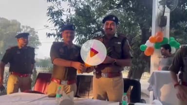 हरदोई: यातायात माह का समापन, पुलिस लाइन में एसपी ने 8 नागरिकों को किया सम्मानित