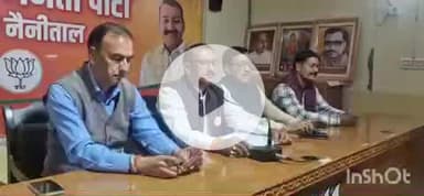 हल्द्वानी: बीजेपी ऑफिस में किसान मोर्चा के प्रदेश अध्यक्ष महेंद्र नेगी ने पत्रकारों के साथ गन्ना समर्थन मूल्य पर की बातचीत