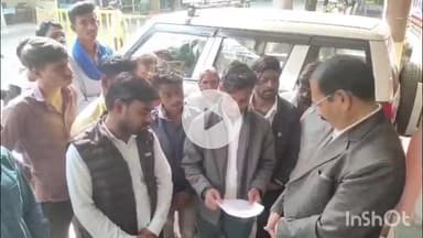 सिरोंज: भीम आर्मी ने विभिन्न मांगों को लेकर मुख्यमंत्री के नाम एसडीएम को तहसील कार्यालय में ज्ञापन सौंपा