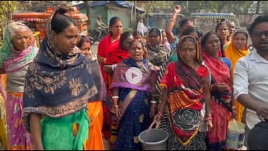 गिरिडीह: वार्ड 20 और 28 के लोगों ने पानी की समस्या को लेकर नगर निगम कार्यालय में किया जोरदार प्रदर्शन