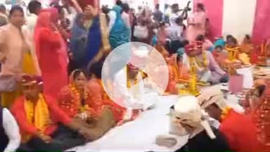 झांसी: झांसी में मुख्यमंत्री सामूहिक विवाह सम्मेलन आयोजित, 222 जोड़ों का विवाह, 21 ने कुबूल किया निकाह