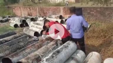 गोपालगंज: रुद्रा गैस इंटरप्राइजेज एजेंसी के चोरी गई पाइप को पुलिस ने किया बरामद दो व्यक्ति भी गिरफ्तार