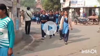 मुंगेर: जिला स्थापना दिवस पर निकली प्रभात फेरी, डीएम और एसपी ने हरी झंडी दिखाकर किया रवाना