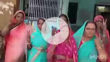 नावकोठी: नावकोठी में दुग्ध उत्पादक सहयोग समिति बगरस हरिसिंह के अध्यक्ष और सदस्य पद के लिए अभ्यर्थियों ने पर्चे दाखिल किए