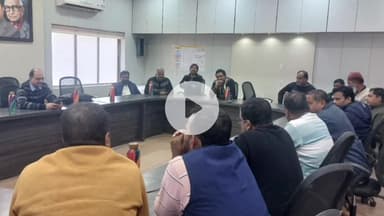 लोहरदगा: गुरदरी माइंस में कम ट्रिप पर लोहरदगा ट्रक ओनर एसोसिएशन सख्त, दिसंबर तक सुधार नहीं तो 1 जनवरी से परिचालन बंद