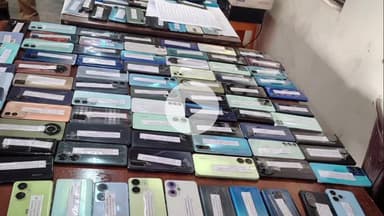 मथुरा: ट्रेन व रेलवे जंक्शन से चोरी हुए 567 मोबाइल बरामद, मोबाइल स्वामियों के चेहरे पर आई मुस्कान