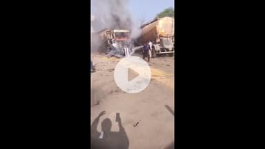 लाडपुरा: कोटा के ट्रांसपोर्ट नगर में दो गाड़ियों में लगी आग, दमकल की चार गाड़ियां मौके पर पहुंची, पुलिस जांच में जुटी