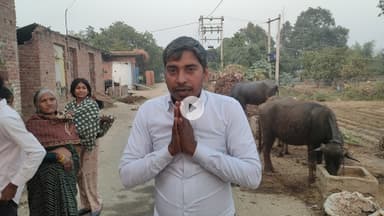 करहल विधानसभा क्षेत्र के गांव गोपालपुर में बुजुर्गों को नहीं मिल रही हैपेंशन समाजवादी पार्टी के नेताओं ने नहींकिया कोई क