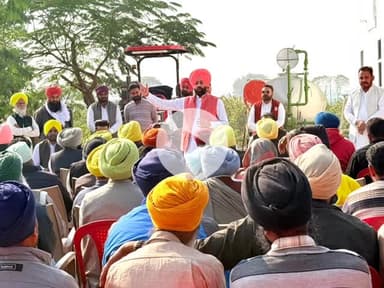 ਮੌੜ: ਪਿੰਡ ਮਾਇਸੀਰ ਖਾਣਾ ਵਿਖੇ ਜਿਲਾ ਪ੍ਰੀਸ਼ਦ ਅਤੇ ਬਲਾਕ ਸੰਮਤੀ ਚੋਣਾਂ ਉਮੀਦਵਾਰਾਂ ਨਾਲ ਐਮ ਐਲ ਏ ਨੇ ਕੀਤੀ ਮੀਟਿੰਗ