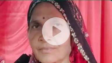 झांसी: बिजौली में खेत पर पानी डाल रही महिला को कोबरा सांप ने काटा, उपचार के दौरान हुई मौत