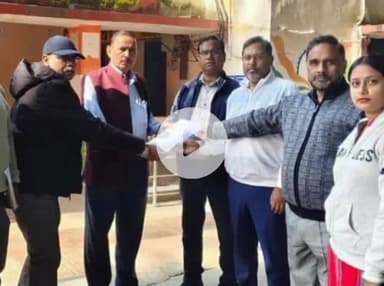 बिल्हौर: बिल्हौर में ग्राम सचिवों ने ऑनलाइन उपस्थिति का किया विरोध