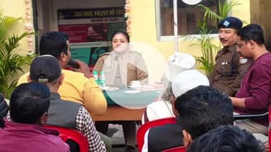 पूर्णागिरि: बनबसा में पुलिस ने साइबर सुरक्षा, सोशल मीडिया अनुशासन एवं सार्वजनिक व्यवस्था पर महत्वपूर्ण सम्मेलन आयोजित किया