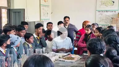 बलियापुर: बलियापुर के कृषि विज्ञान केंद्र में विश्व मृदा दिवस पर कार्यक्रम आयोजित