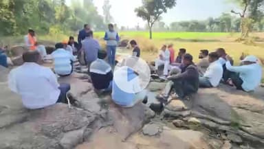 टीकमगढ़: जन अभियान परिषद ने हनुमान मंदिर के नाले पर किया बोरी बंधान