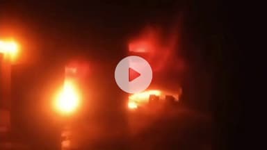 ग्वालियर गिर्द: ट्रांसपोर्ट नगर: इलेक्ट्रॉनिक गोदाम में आग, लाखों का नुकसान, दमकल देर से पहुंची